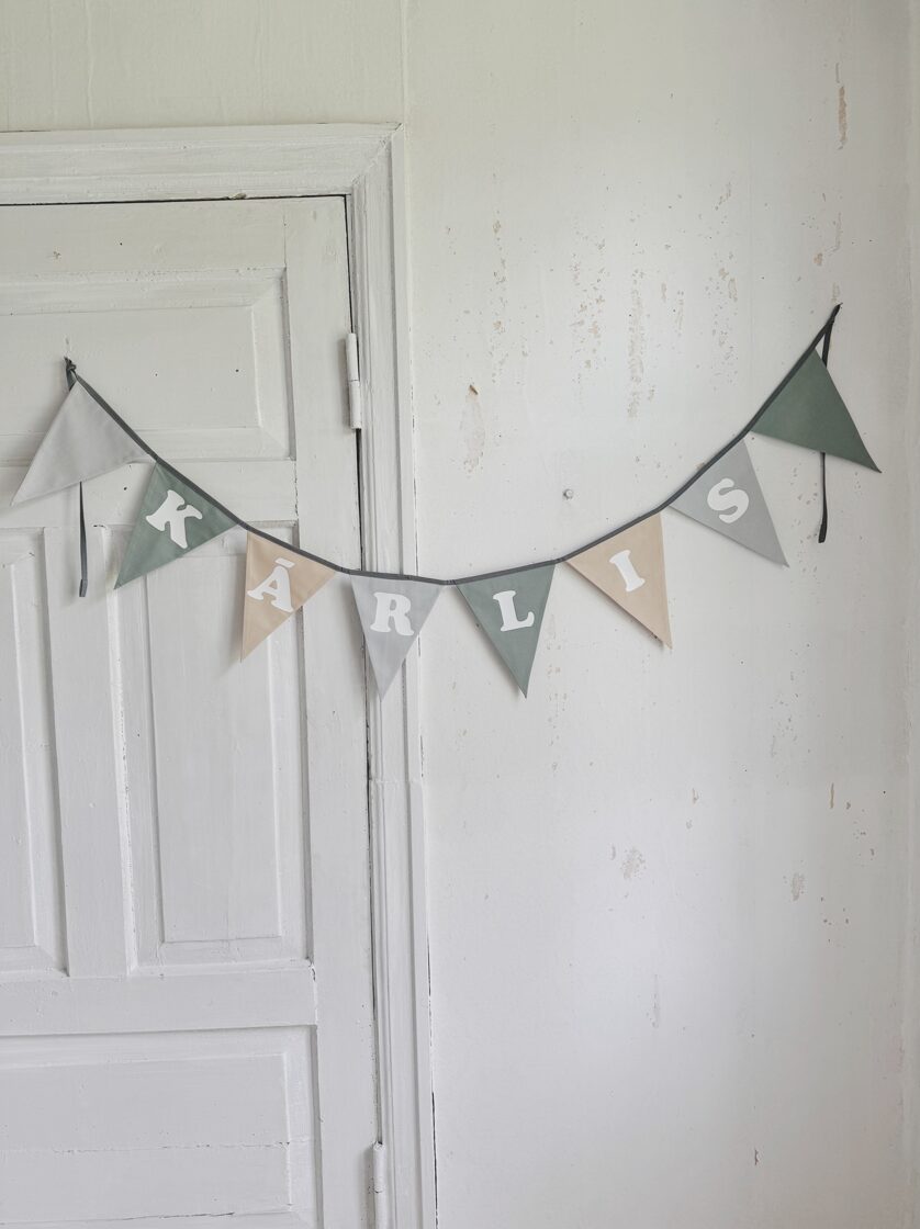 Karodziņu virtene "Es uzrakstīšu Tavu vārdu" Image