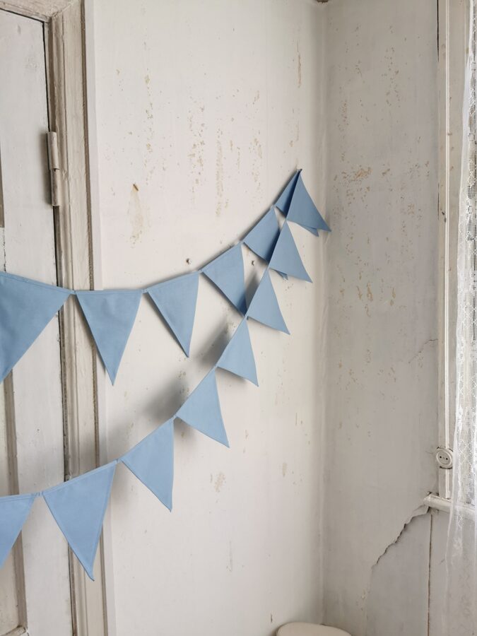 Karodziņu virtene "Sala Atlantijas okeānā" Image 2