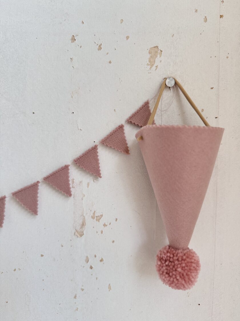 Cepurīte "Rozā bumbulis" Image 6