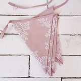 Karodziņu virtene "Mežģīņu raksts" Image