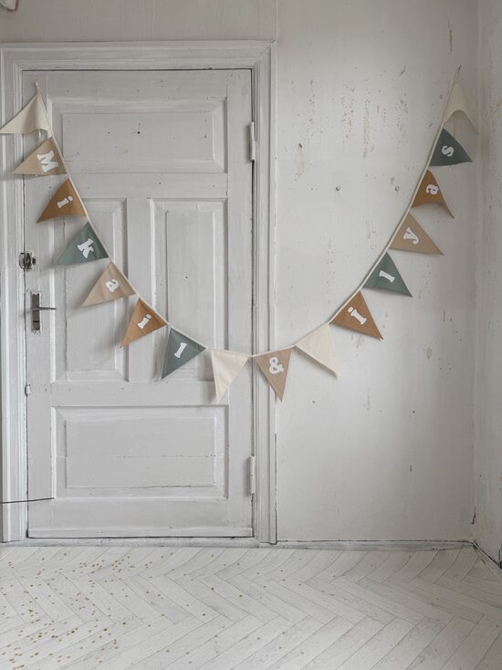 Karodziņu virtene "Es uzrakstīšu Tavu vārdu" Image 11