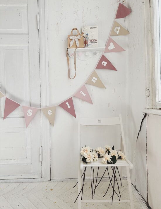 Karodziņu virtene "Es uzrakstīšu Tavu vārdu" Image 3