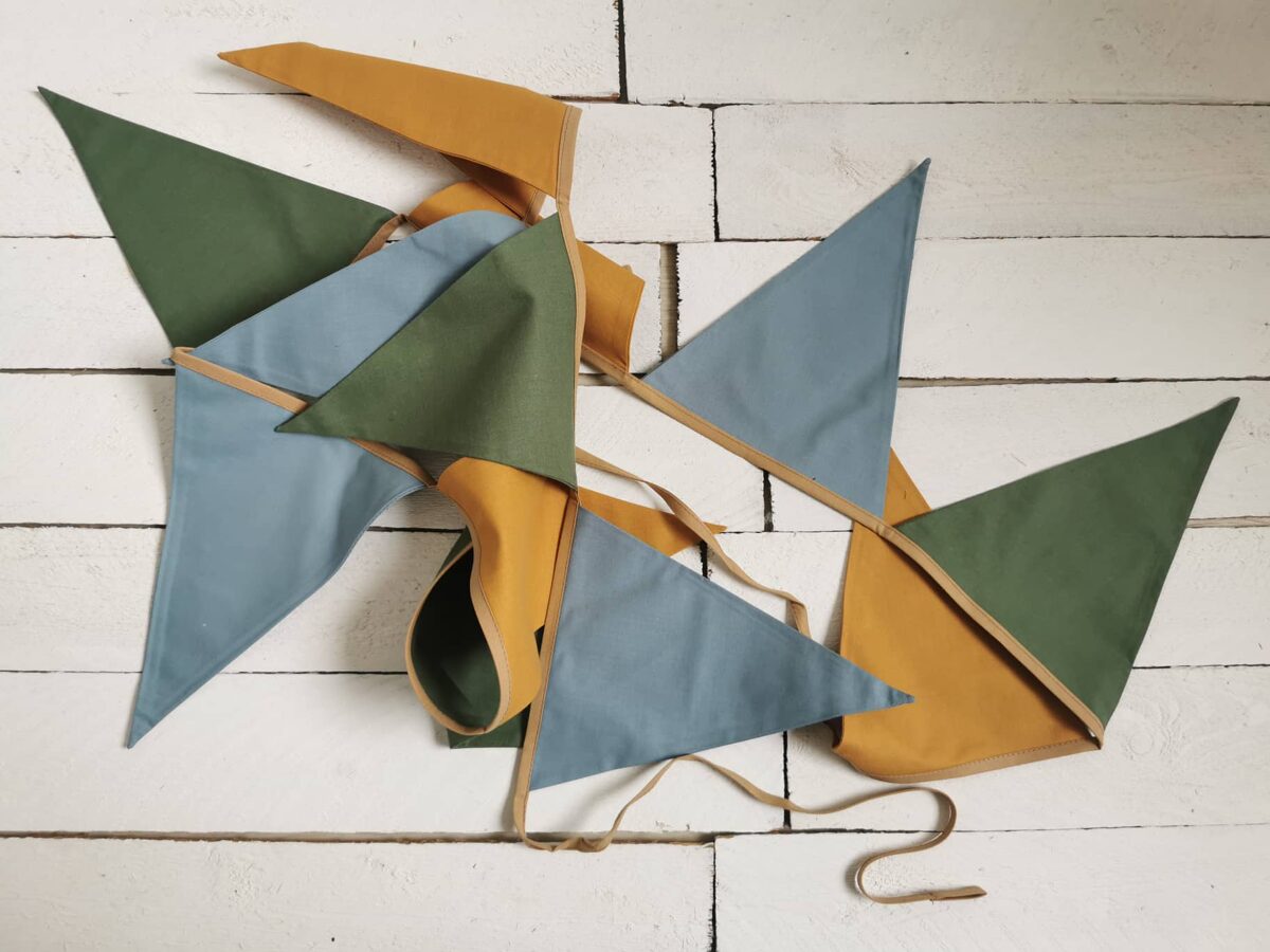 Karodziņu virtene "Rudens pikniks" Image 2