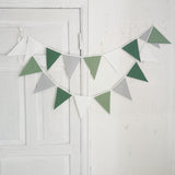 Karodziņu virtene "Zaļā pasaka" Image