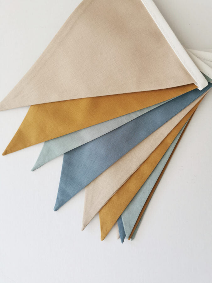 Karodziņu virtene "Cirks" Image