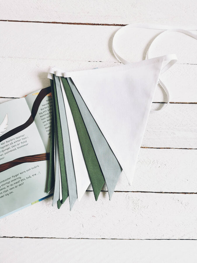 Karodziņu virtene "Pavasaris nāk" Image 4