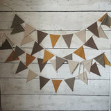 Karodziņu virtene "3 rudens stāsti" Image