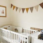 Karodziņu virtene "3 rudens stāsti" Image