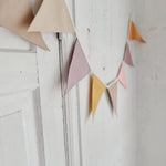 Karodziņu virtene "Karameles" Image 2