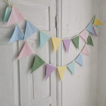 Karodziņu virtene "Izkrāso pasauli" Image