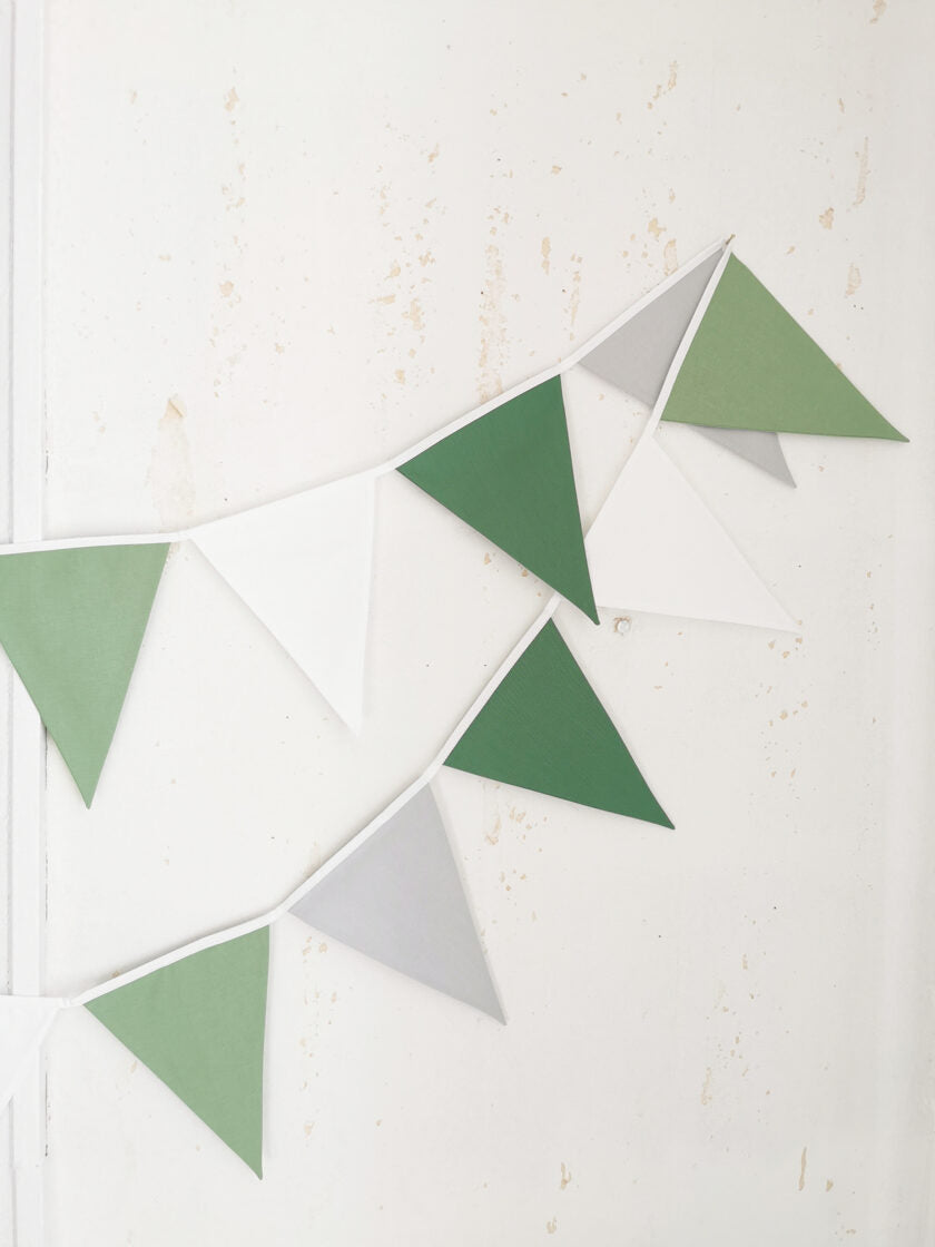 Karodziņu virtene "Zaļā pasaka" Image 2