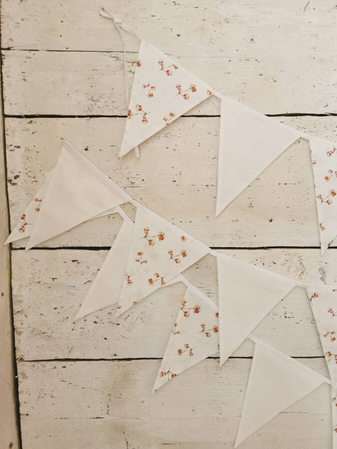 Karodziņu virtene "Kokvilnas lauki" Image 9