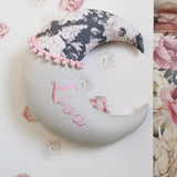 Dekoratīvs spilvens MĒNESS ZIEDU Image