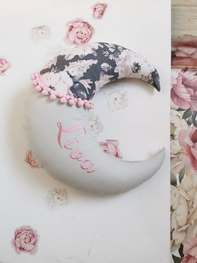 Dekoratīvs spilvens MĒNESS ZIEDU Image