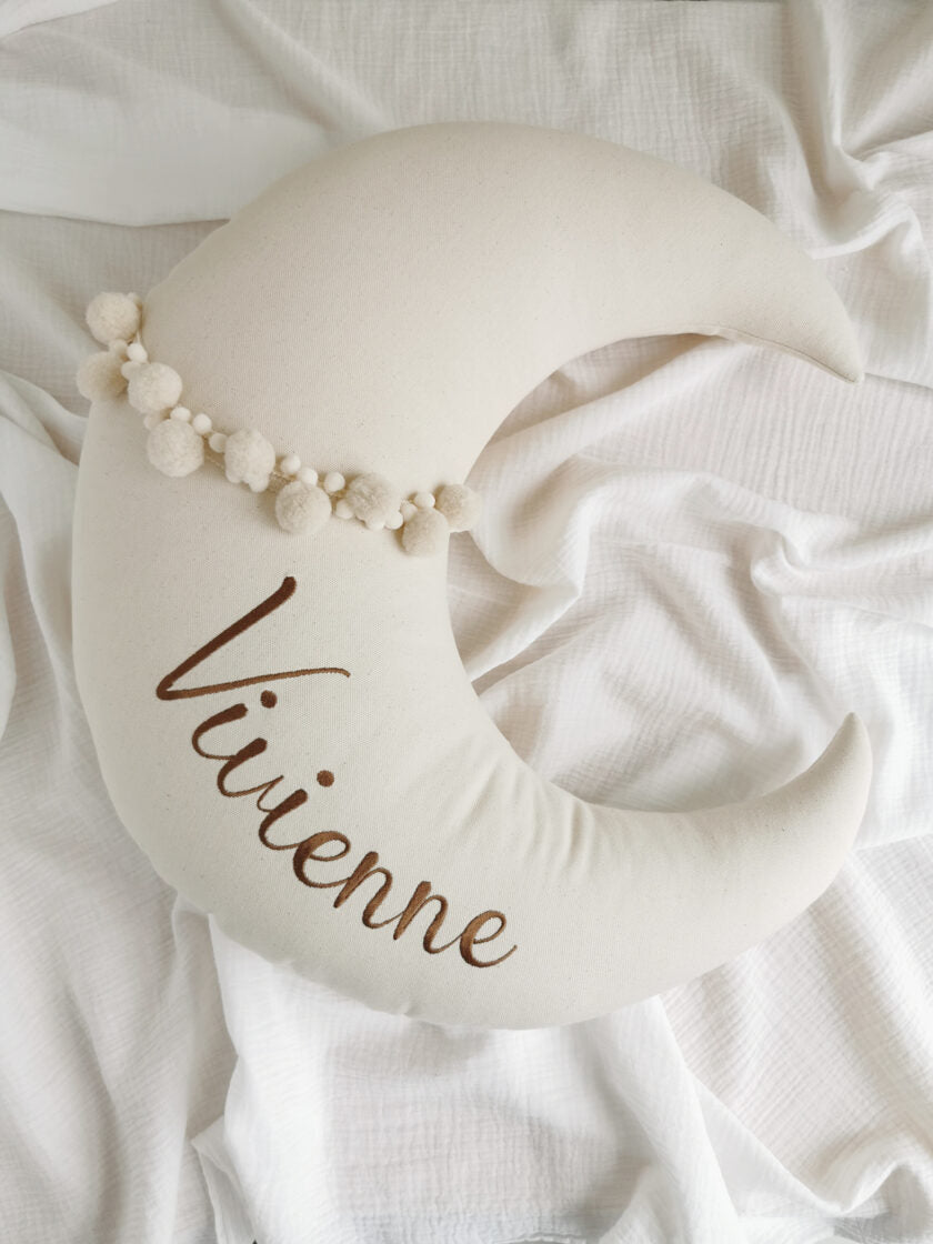 Personalizēts spilvens MĒNESS PIENBALTS Image