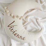 Personalizēts spilvens MĒNESS PIENBALTS Image