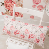 Taisnstūra dekoratīvs spilvens "Peonijās" Image