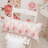 Taisnstūra dekoratīvs spilvens "Peonijās" Image