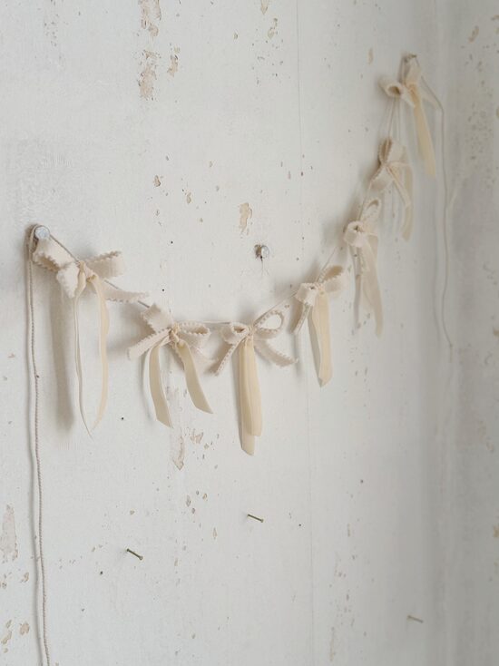 Virtene "Gaiši bēša bante" Image