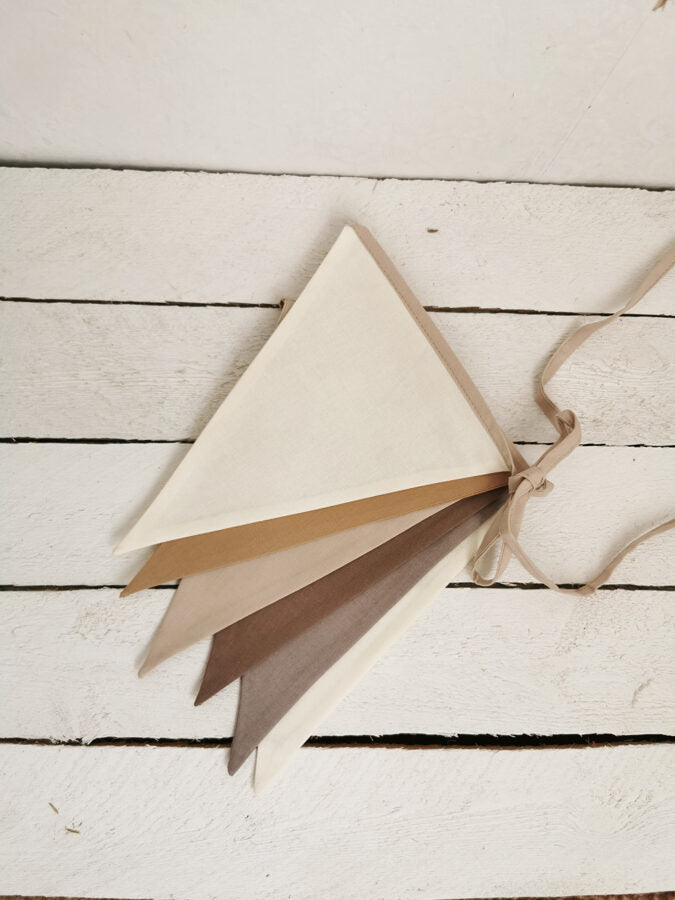 Karodziņu virtene "Zemes toņi" Image 3