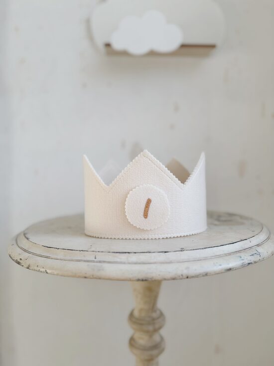 GAIŠI BĒŠS galvas kronis "Es augu" Image