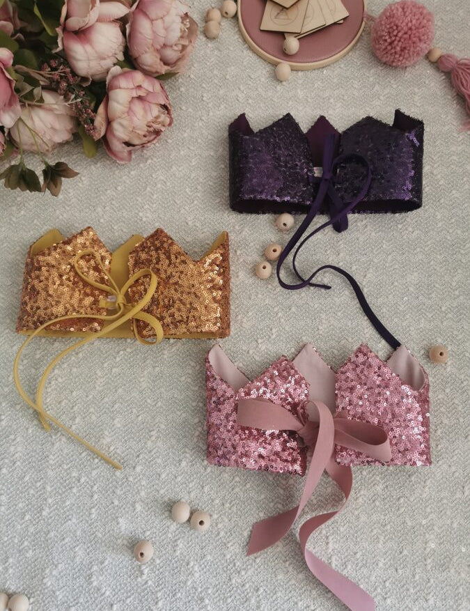 Galvas kronis "Gliteri un spīdumi" Image