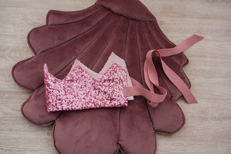 Galvas kronis "Gliteri un spīdumi" Image