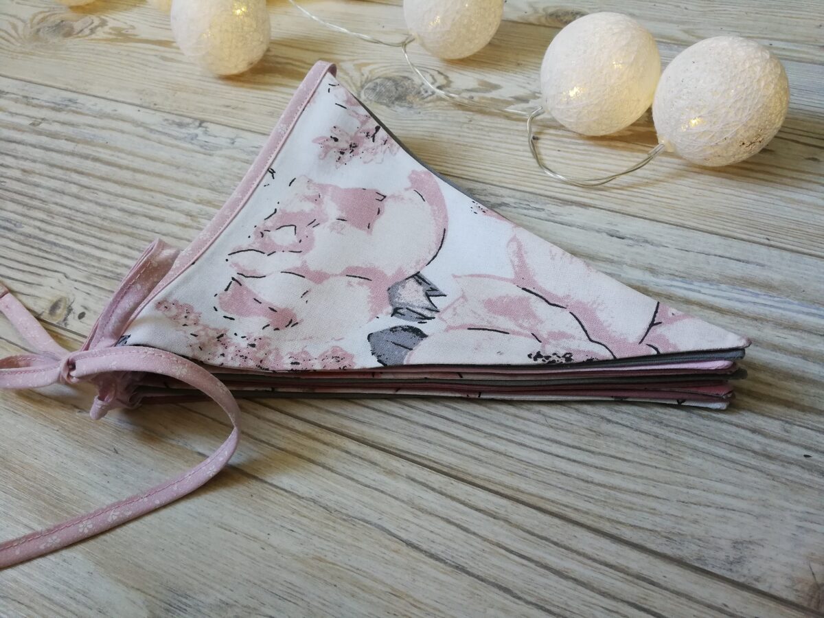 Karodziņu virtene "Ziedu dūmaka" Image 6