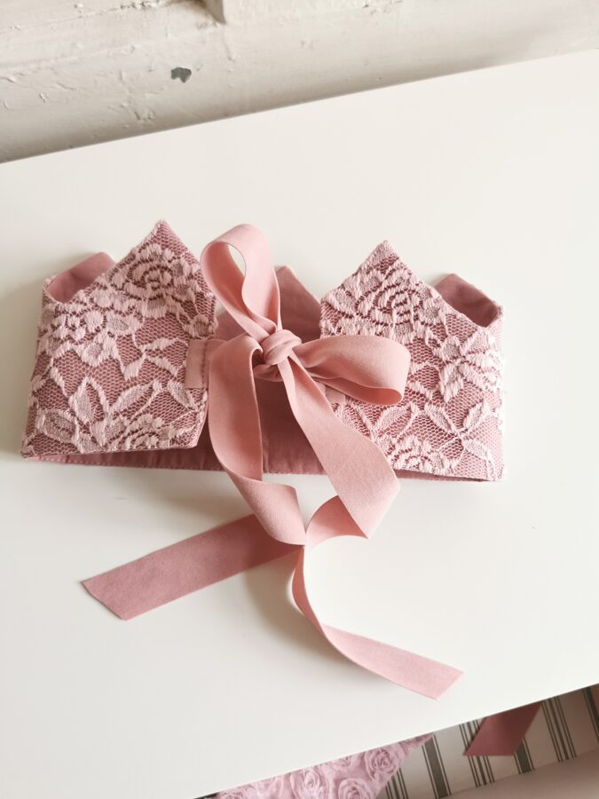 Galvas kronis "Mežģīnes" Image