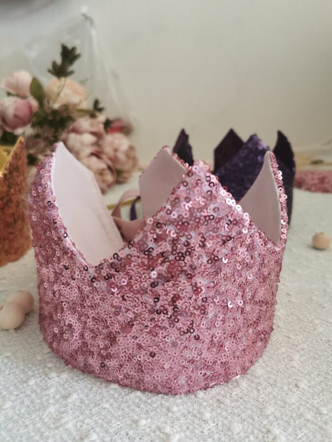 Galvas kronis "Gliteri un spīdumi" Image 8