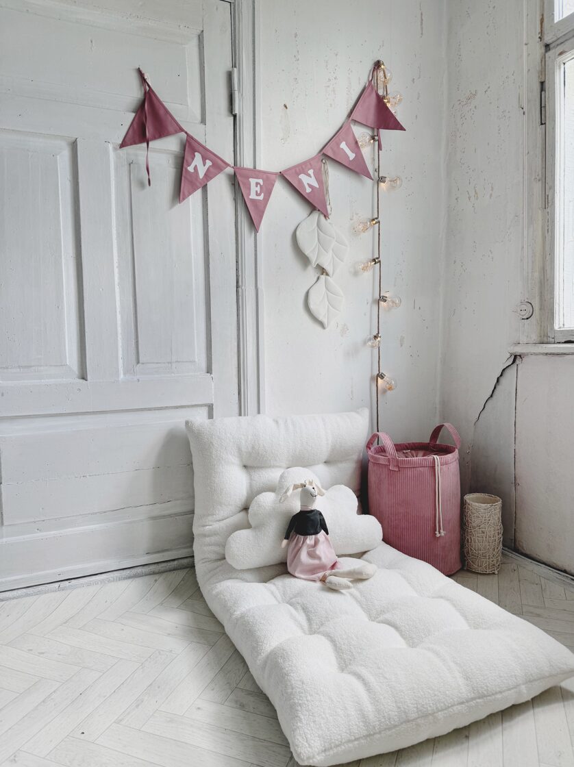 Karodziņu virtene "Es uzrakstīšu Tavu vārdu" Image 7