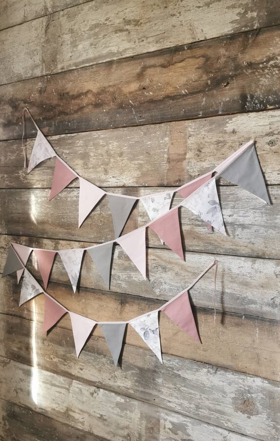 Karodziņu virtene "Ziedu dūmaka" Image