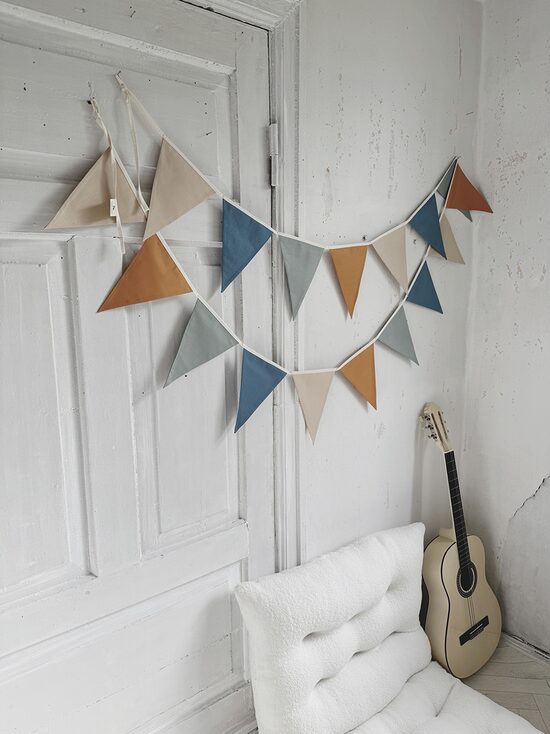 Karodziņu virtene "Ballīte pidžammā" Image