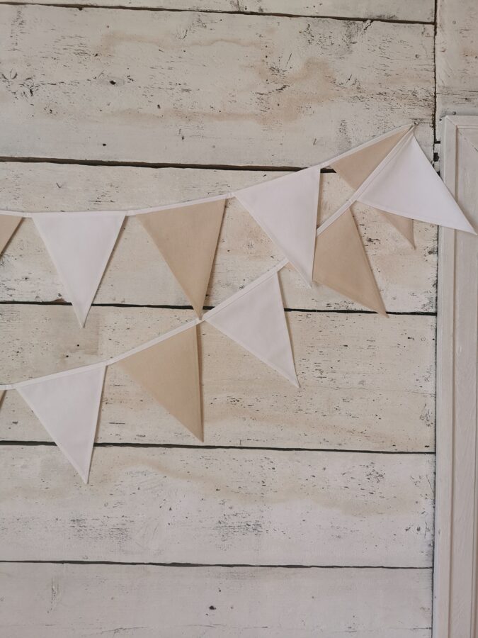 Karodziņu virtene "Laižos miegā" Image 6