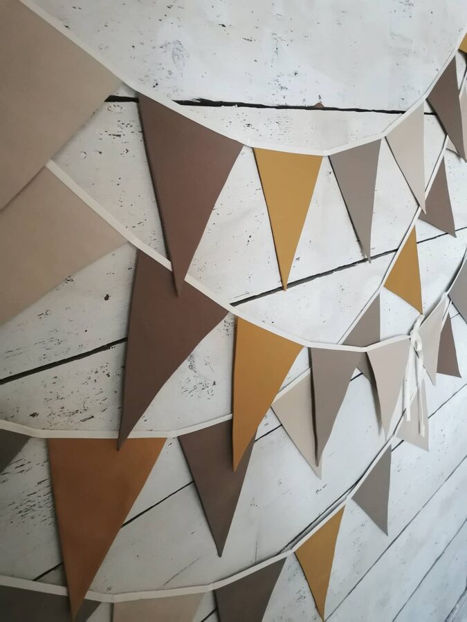 Karodziņu virtene "3 rudens stāsti" Image 4