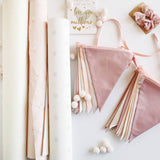 Karodziņu virtene "Kaut kur starp zefīriem" Image 4