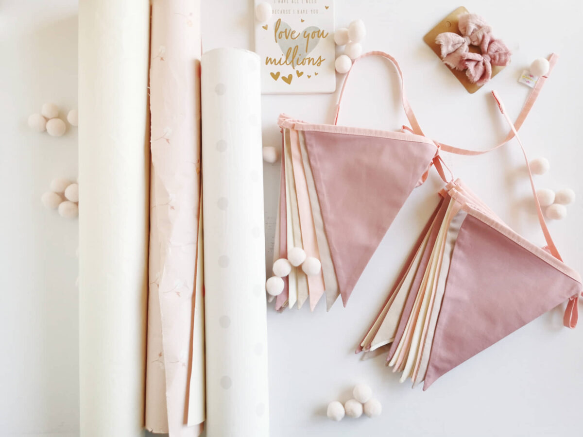 Karodziņu virtene "Kaut kur starp zefīriem" Image 4