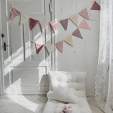 Karodziņu virtene "Uzaicinājums uz svinībām" Image