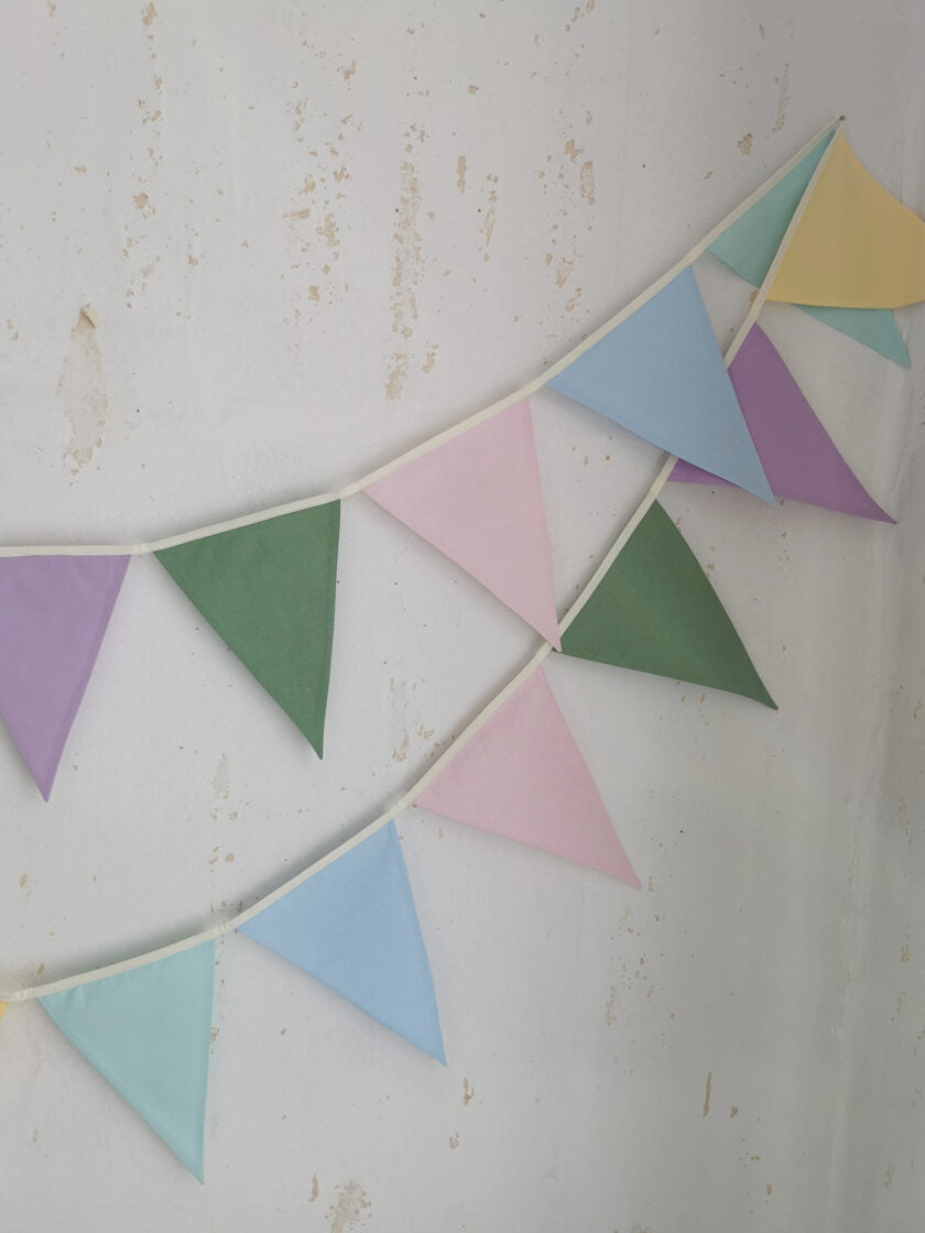 Karodziņu virtene "Izkrāso pasauli" Image 3