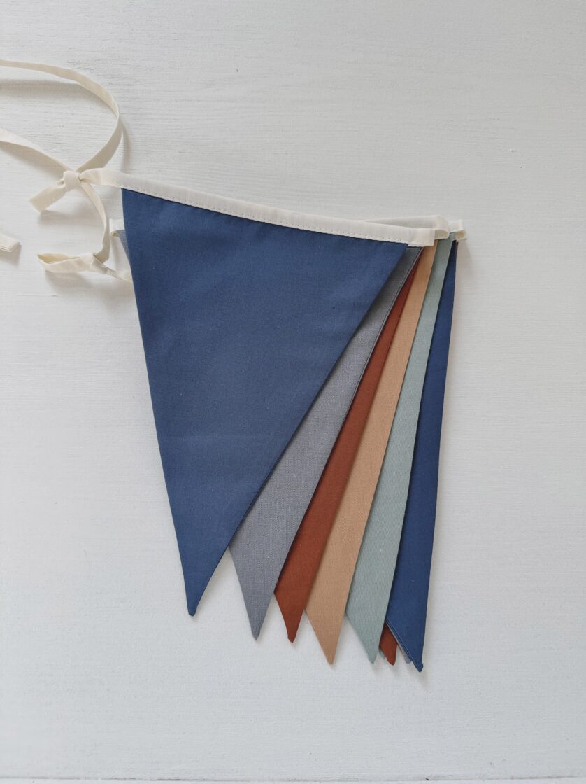 Karodziņu virtene "Svētki manā pagalmā" Image 3