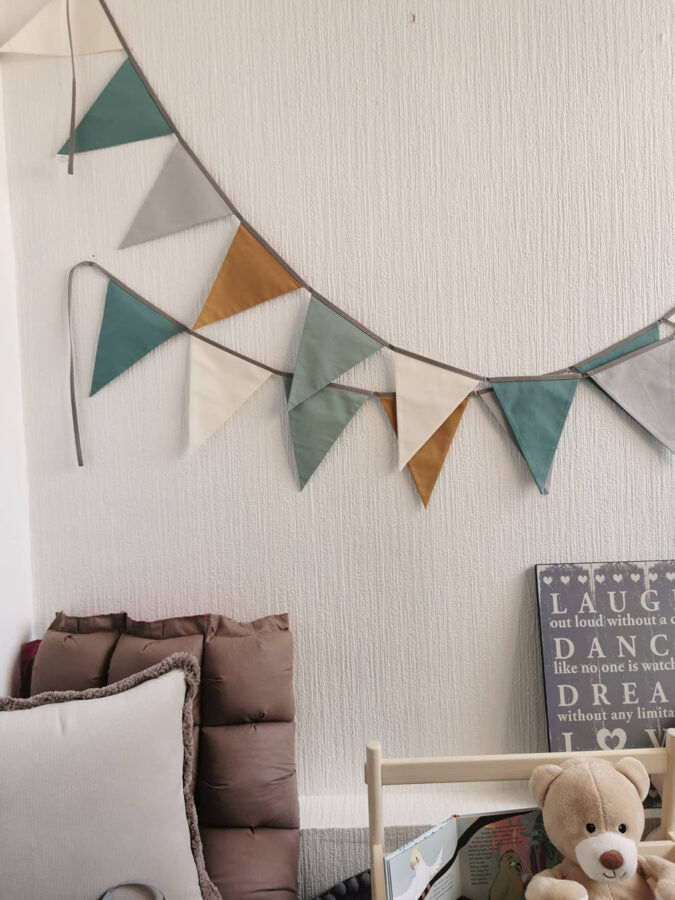 Karodziņu virtene "Ceļojums sapnī" Image 7