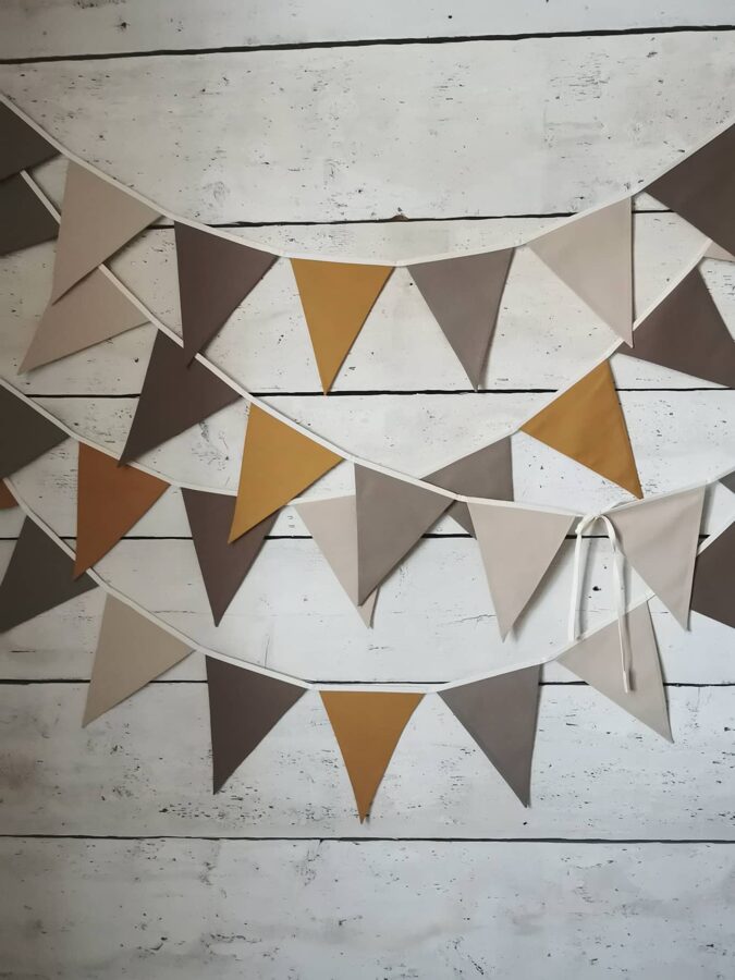 Karodziņu virtene "3 rudens stāsti" Image 3