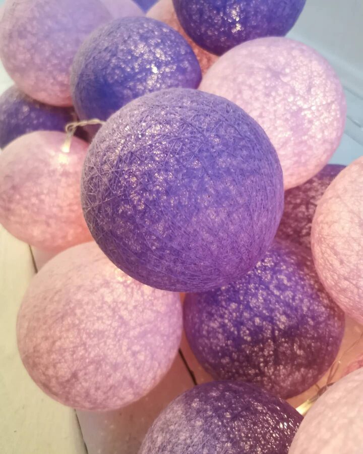 Kokvilnas bumbu virtene "Ceriņu dārzs" Image 7