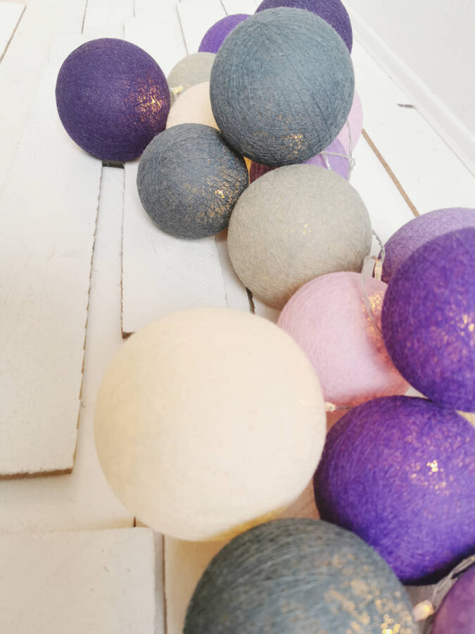 Kokvilnas bumbu virtene "Vīnogu garša" Image