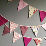 Karodziņu virtene "Ziedos" Image