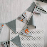 Karodziņu virtene "Zvēru diena" Image 3