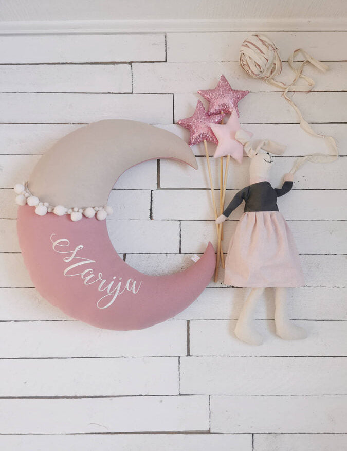 Dekoratīvs spilvens MĒNESS VECROZĀ Image