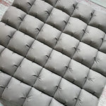 Mākoņsega PELĒKS Image