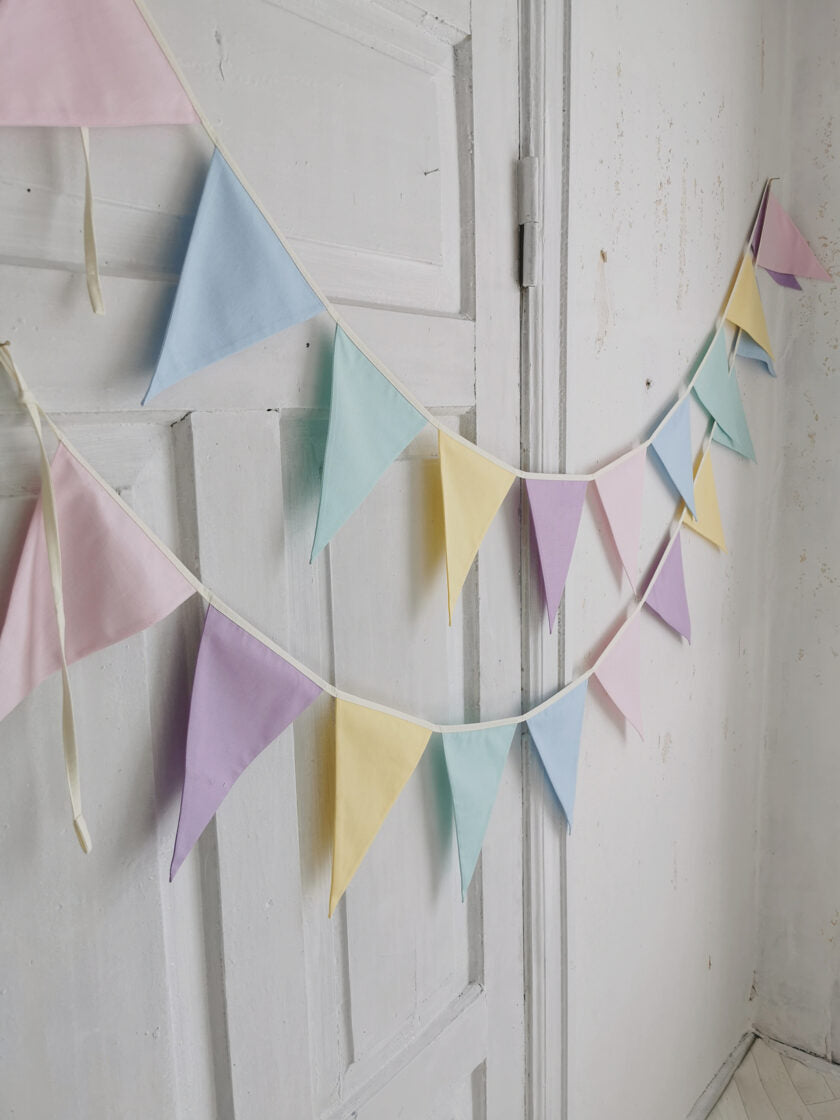 Karodziņu virtene "Bonbonga" Image