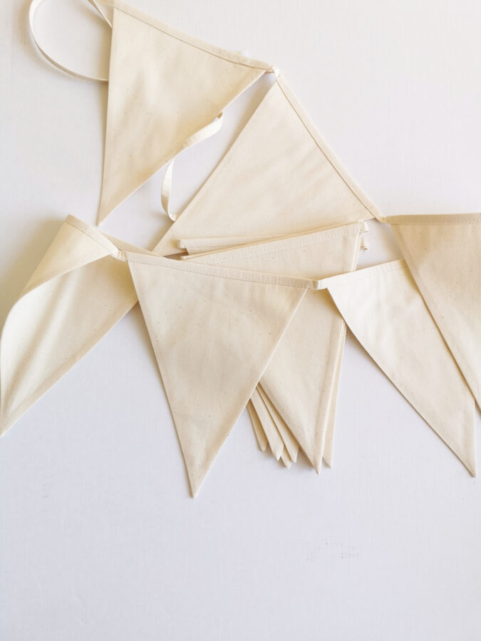 Karodziņu virtene "Īstais laiks rotāšanai" Image 3